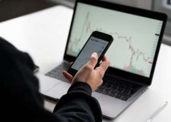 Evolution of Decentralised Finance (DeFi) in 2023 and Beyond